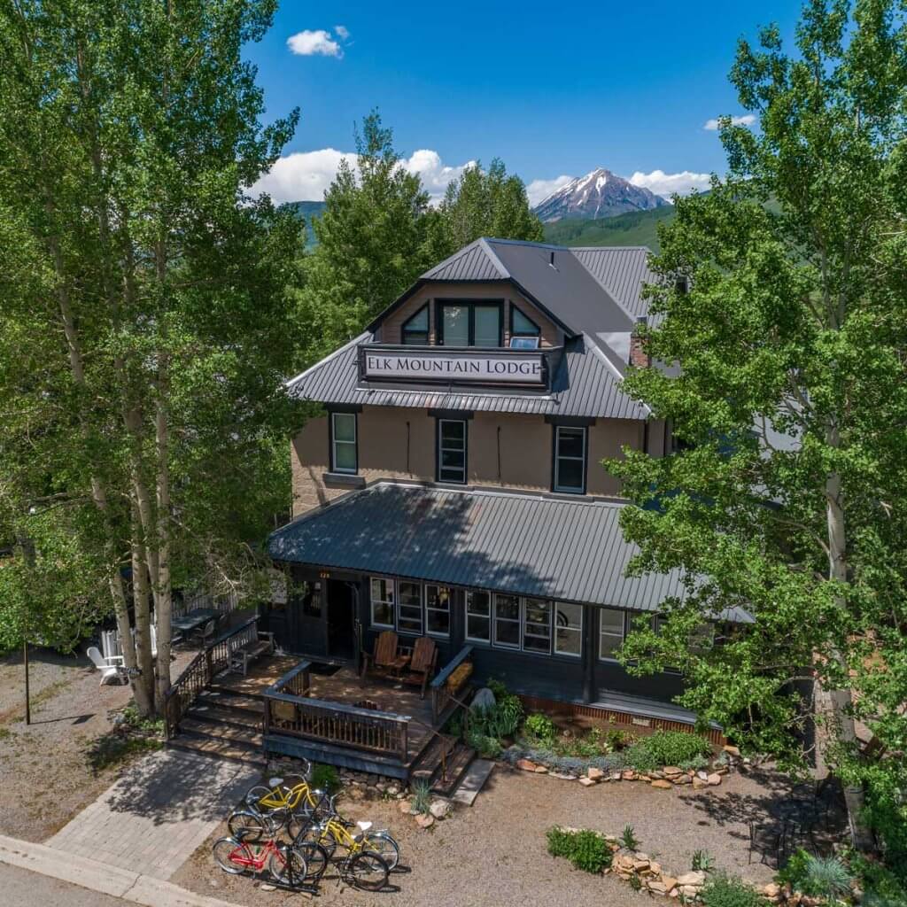 Elk Mountain Lodge